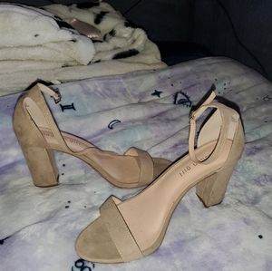 Suede madden girl heals